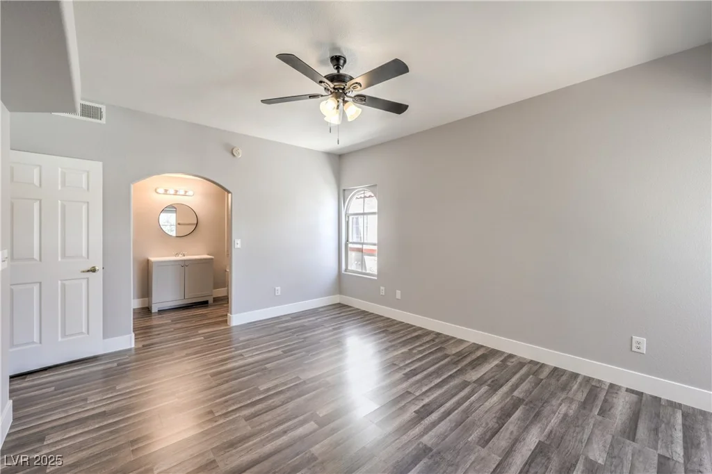 541 Indian Bluff, Las Vegas, NV 89145