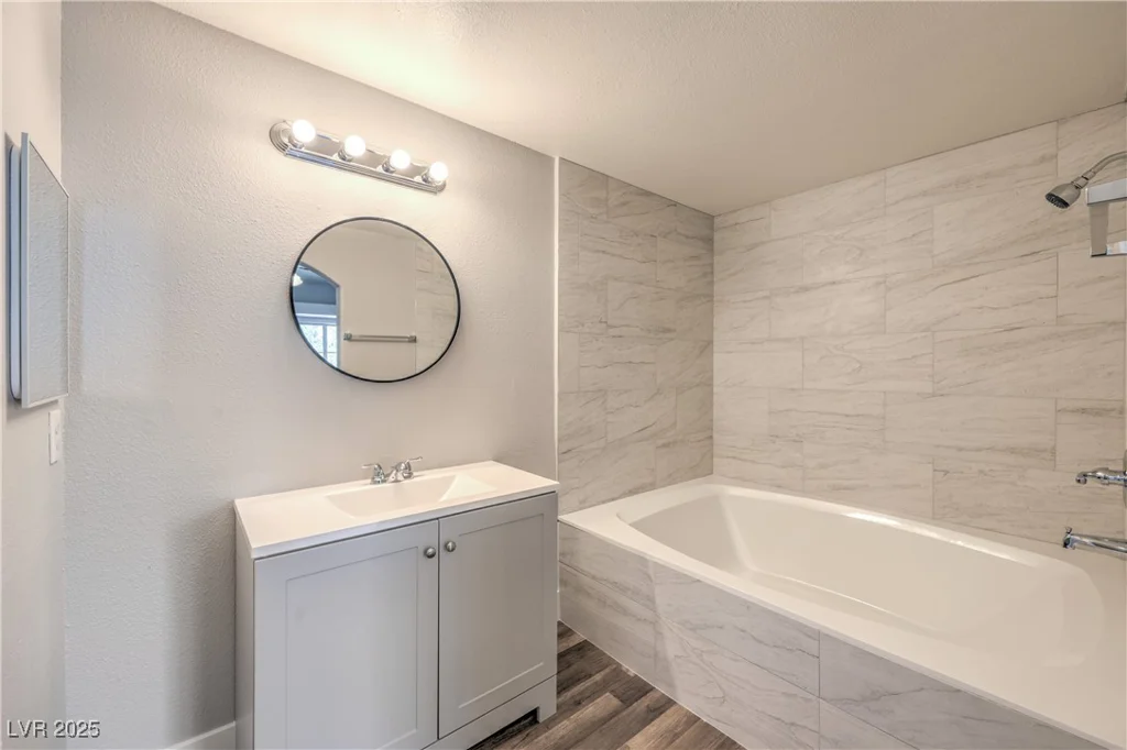 541 Indian Bluff, Las Vegas, NV 89145