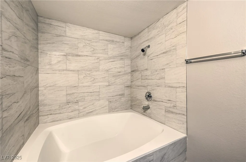 541 Indian Bluff, Las Vegas, NV 89145