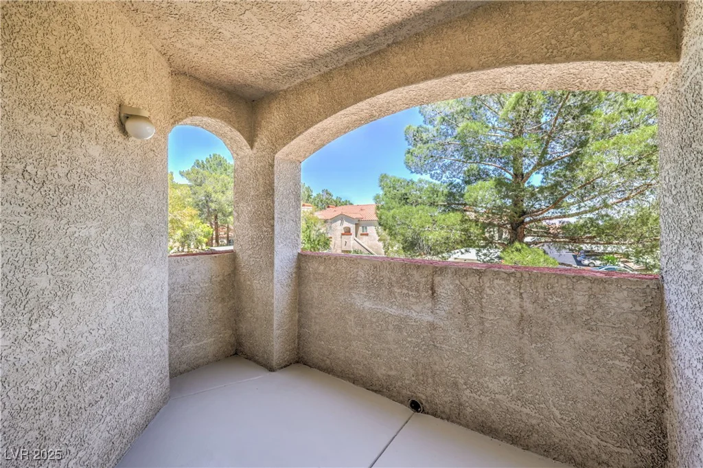 541 Indian Bluff, Las Vegas, NV 89145
