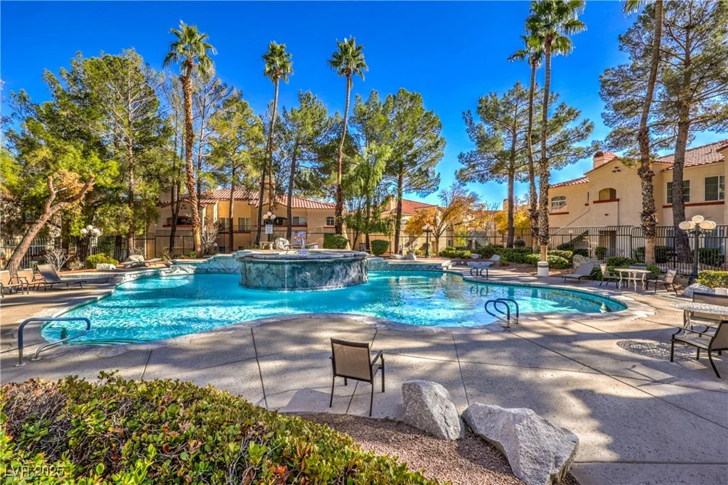 541 Indian Bluff, Las Vegas, NV 89145