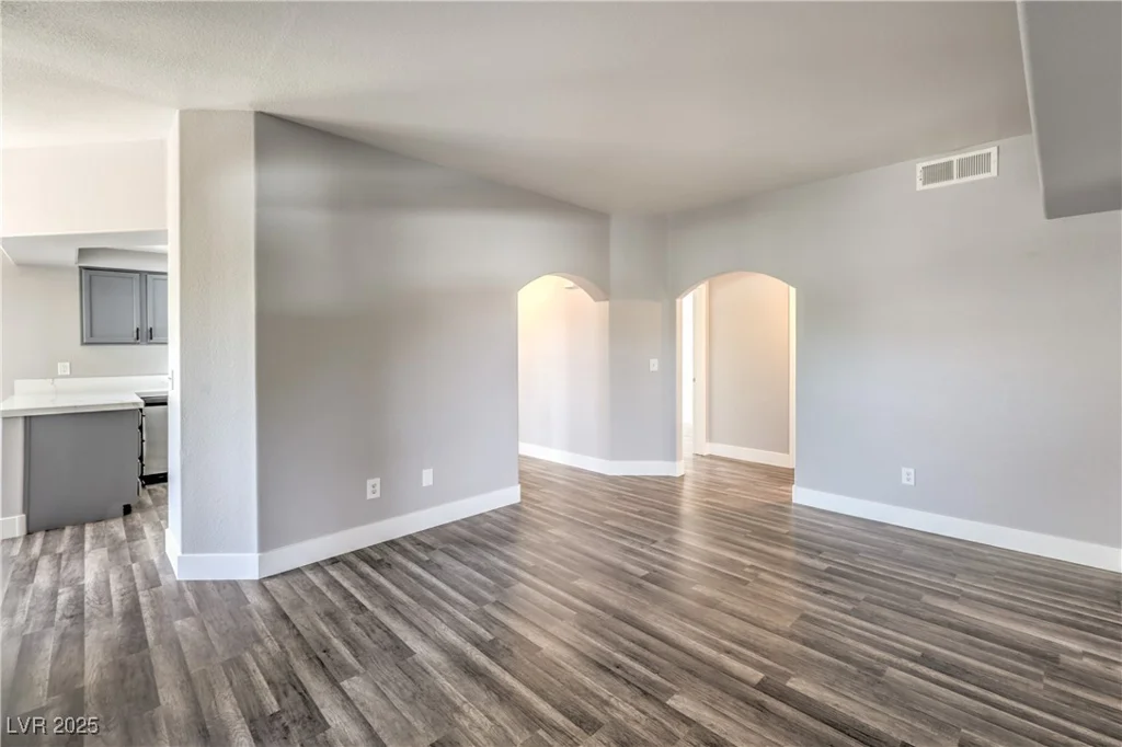 541 Indian Bluff, Las Vegas, NV 89145
