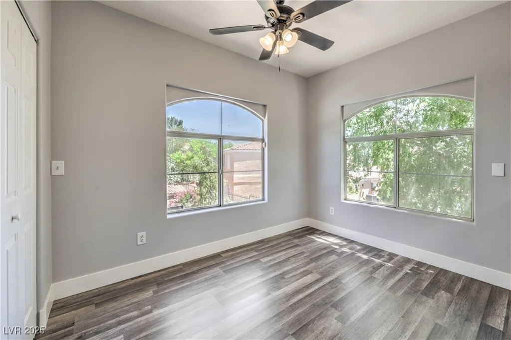 541 Indian Bluff, Las Vegas, NV 89145