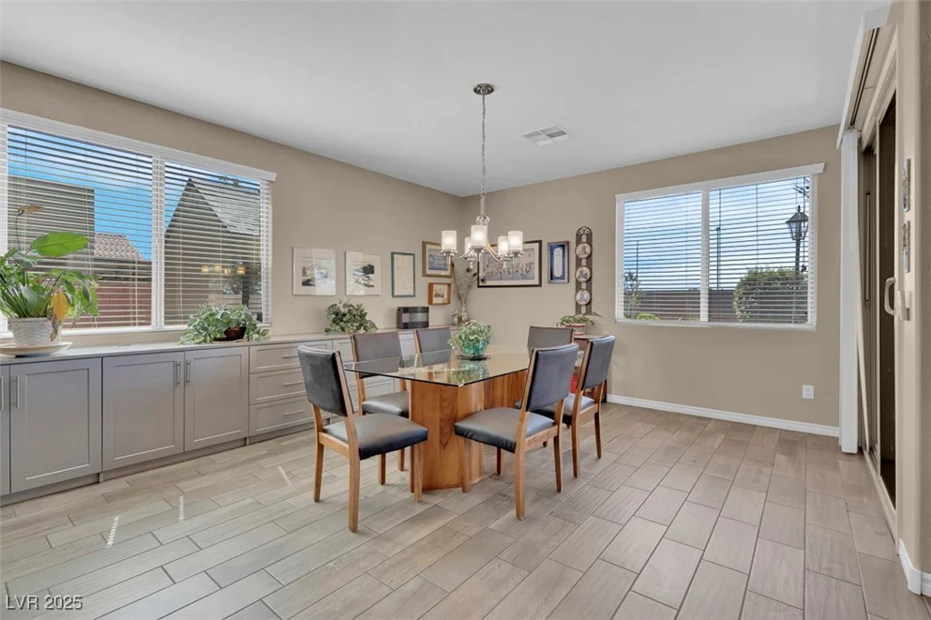 6567 American Eagle, Las Vegas, NV 89131