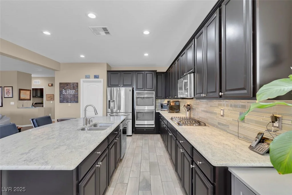 6567 American Eagle, Las Vegas, NV 89131