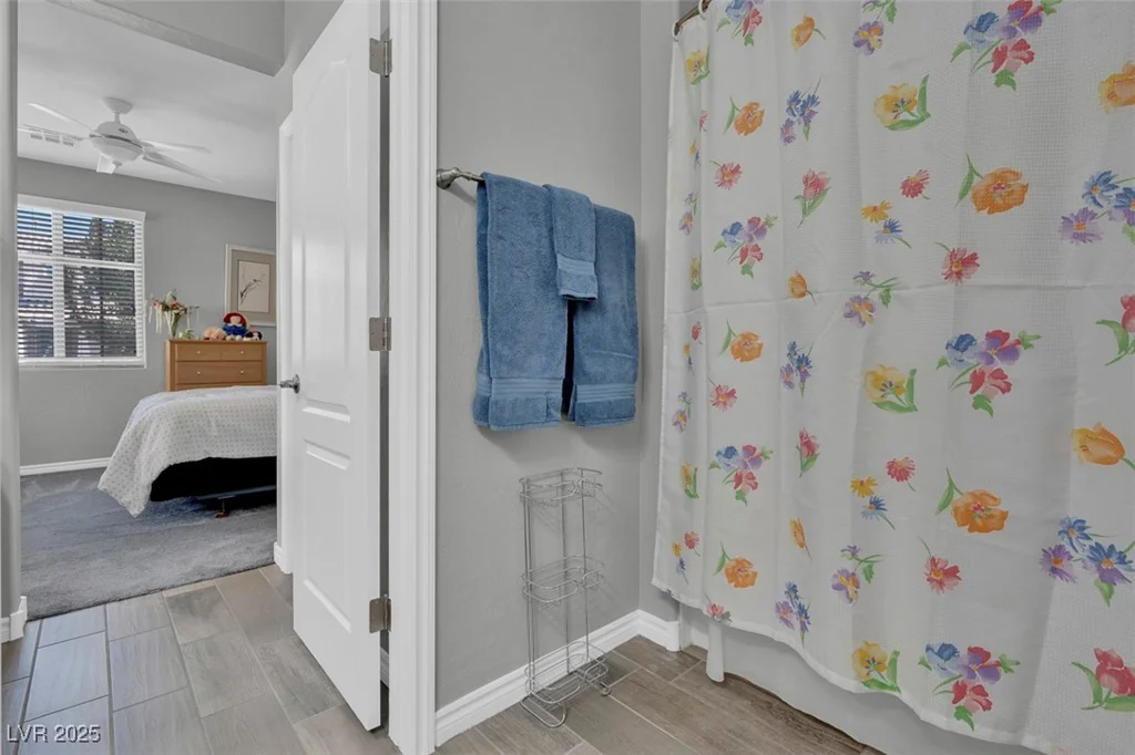 6567 American Eagle, Las Vegas, NV 89131