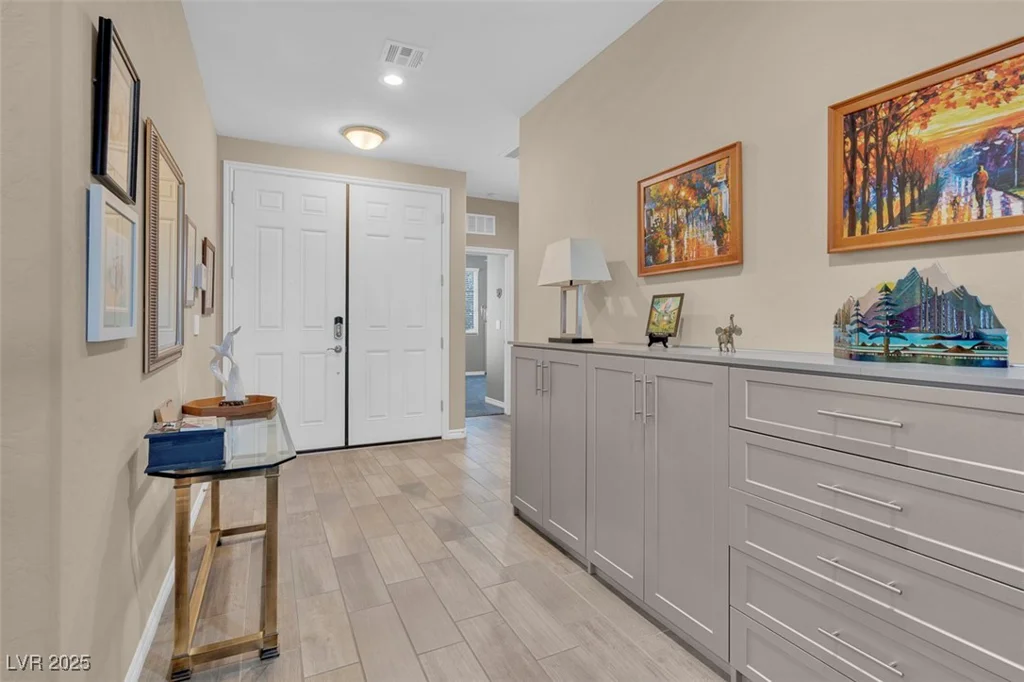 6567 American Eagle, Las Vegas, NV 89131