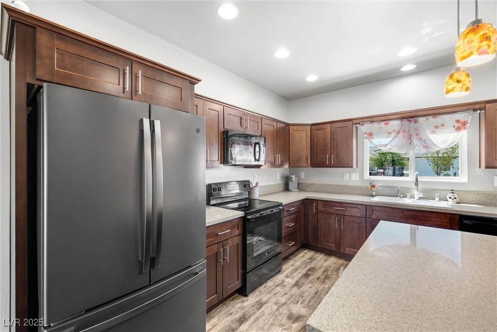 111 Magnolia, Pahrump, NV 89048