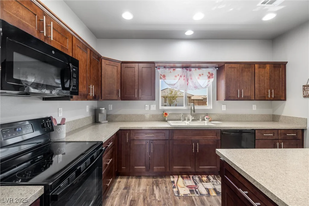 111 Magnolia, Pahrump, NV 89048