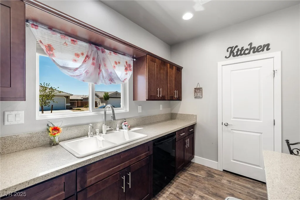 111 Magnolia, Pahrump, NV 89048