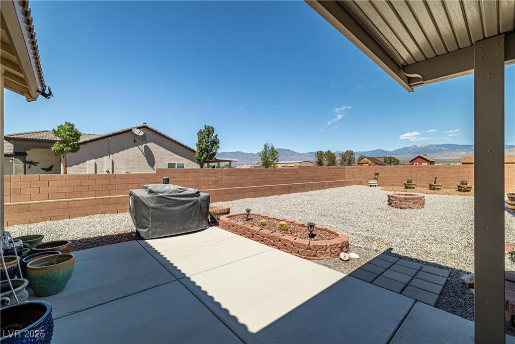111 Magnolia, Pahrump, NV 89048
