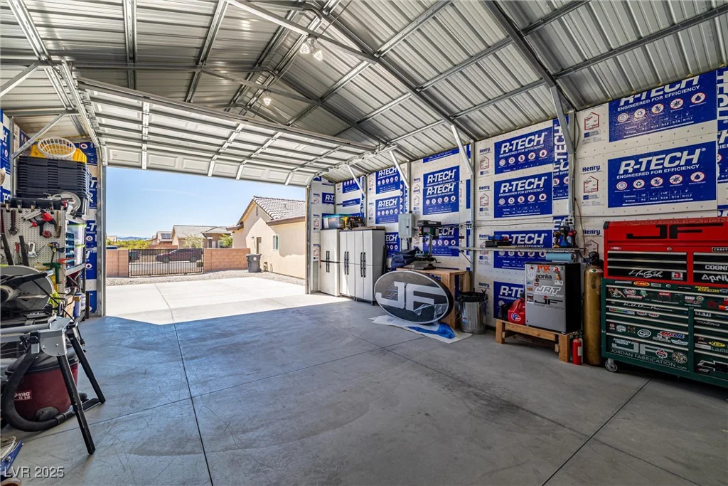 111 Magnolia, Pahrump, NV 89048