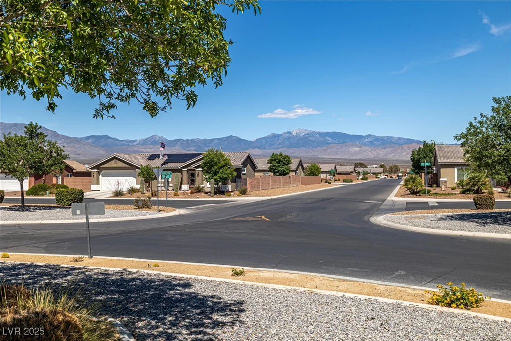 111 Magnolia, Pahrump, NV 89048