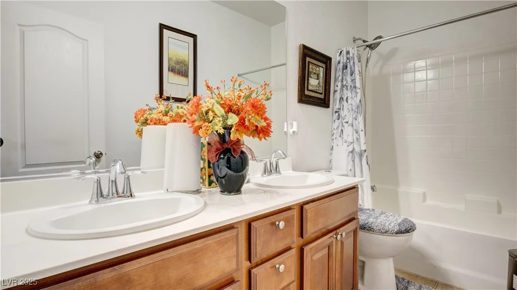 711 Golden Sedum, Henderson, NV 89011