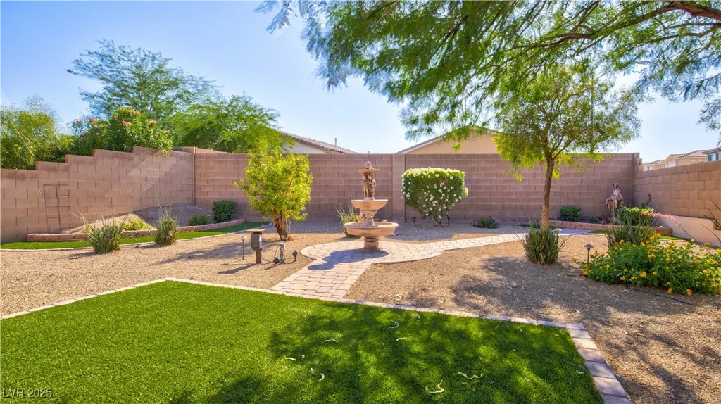 711 Golden Sedum, Henderson, NV 89011