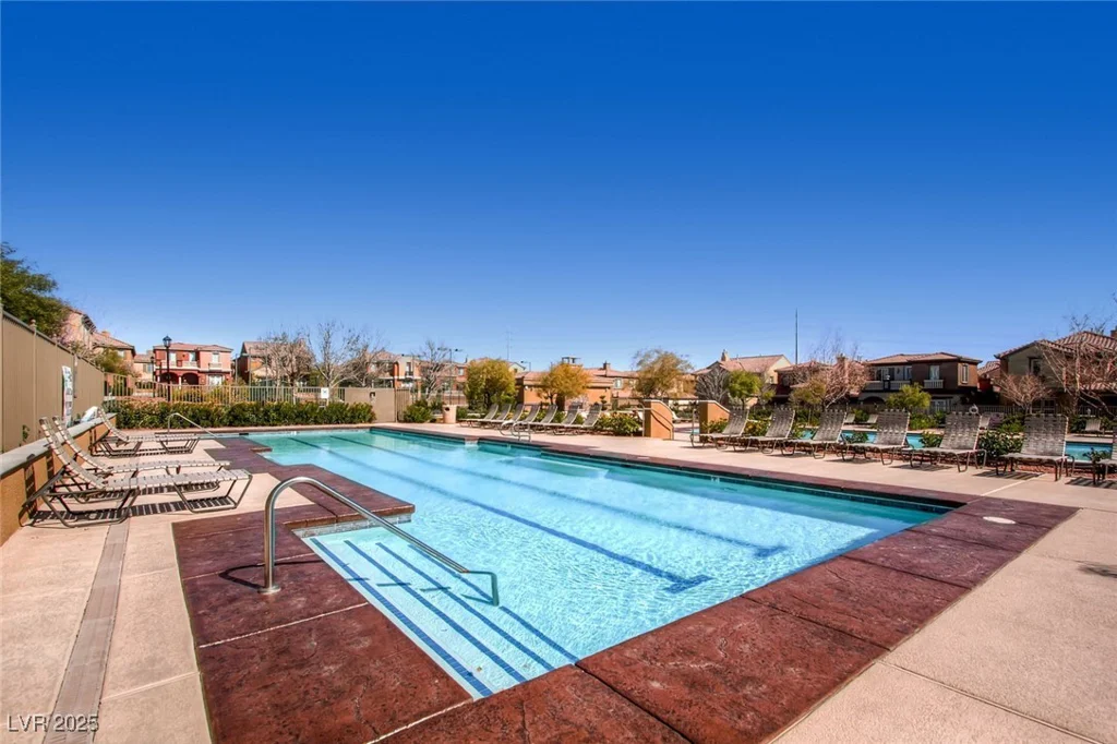 2435 Granada Bluff, Las Vegas, NV 89135