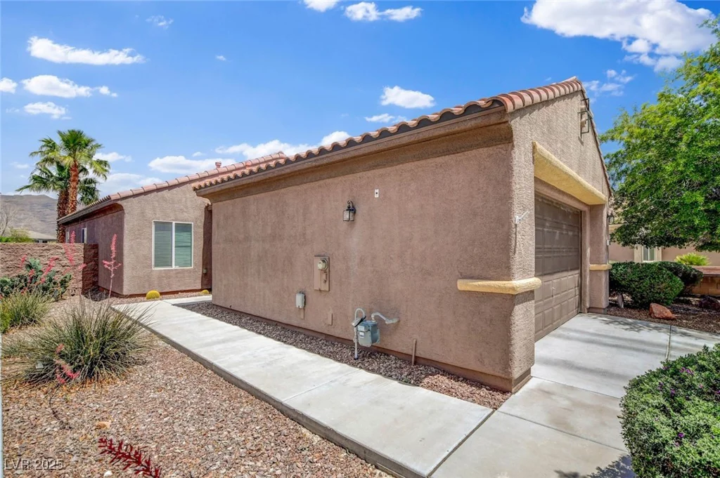 7152 Fairwind Acres, Las Vegas, NV 89131