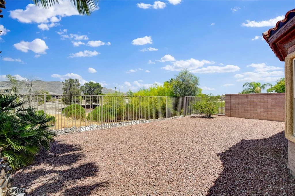 7152 Fairwind Acres, Las Vegas, NV 89131