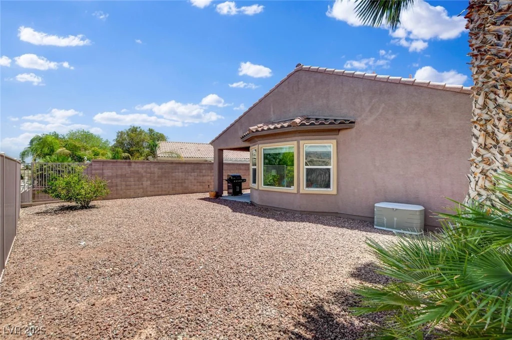 7152 Fairwind Acres, Las Vegas, NV 89131