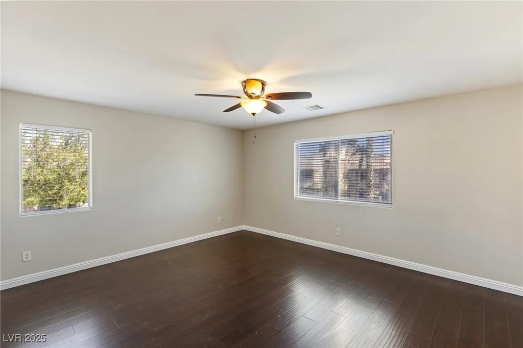 8507 TITANIA, Las Vegas, NV 89147