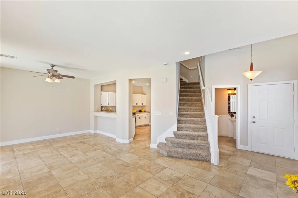 8507 TITANIA, Las Vegas, NV 89147