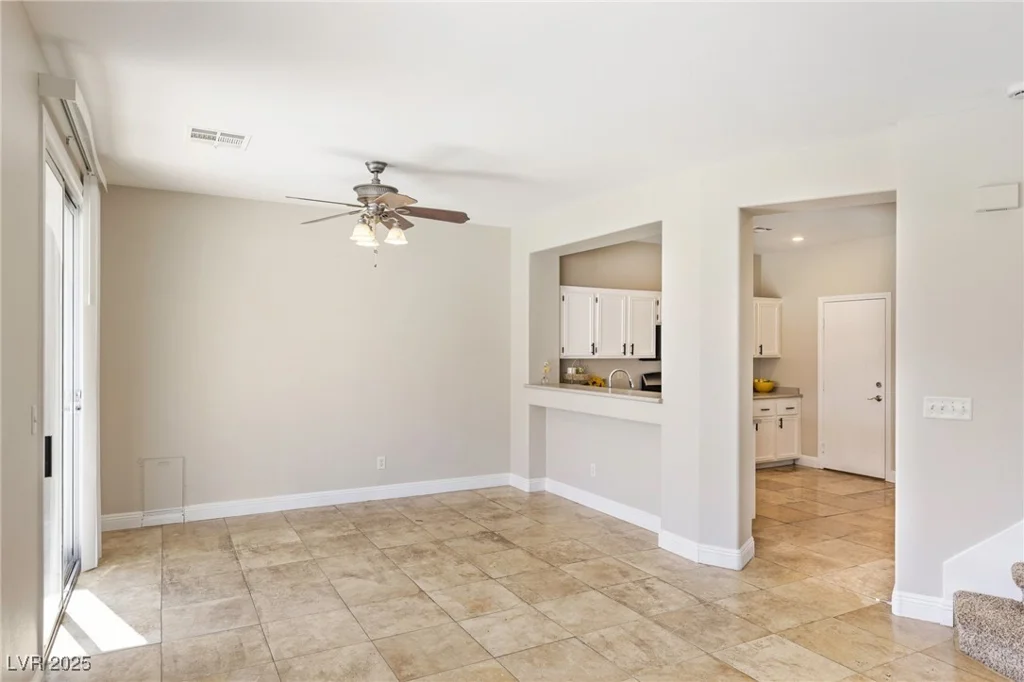 8507 TITANIA, Las Vegas, NV 89147