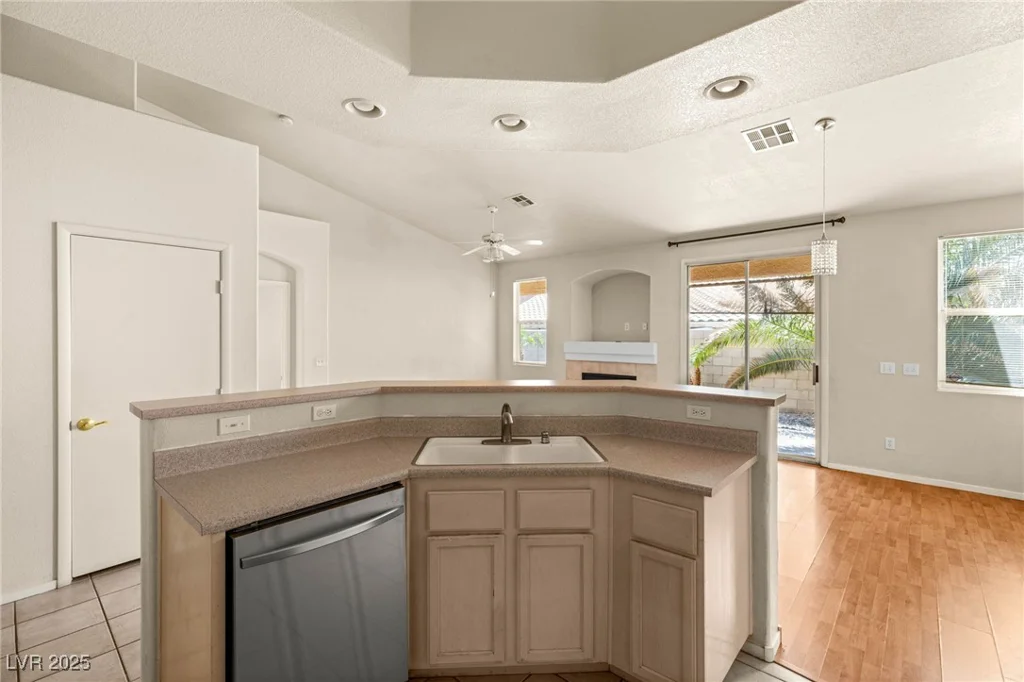 199 Bailey Island, Henderson, NV 89074