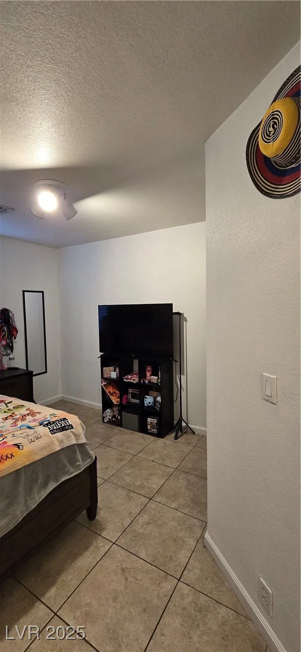 4690 California, Las Vegas, NV 89104