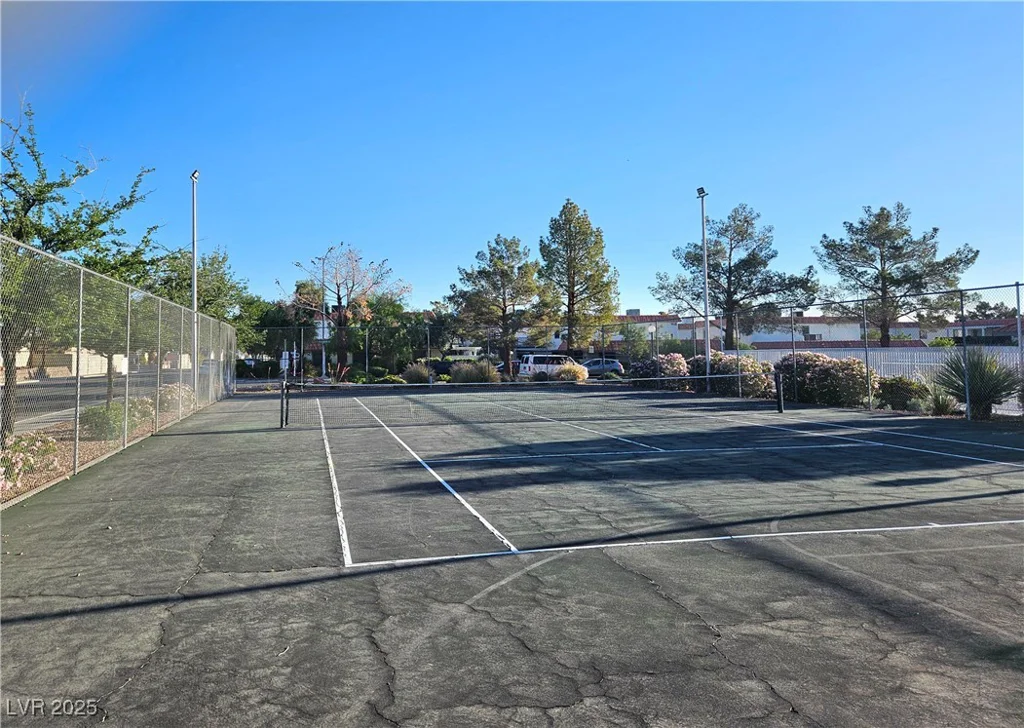 1128 Willow Tree, Las Vegas, NV 89128