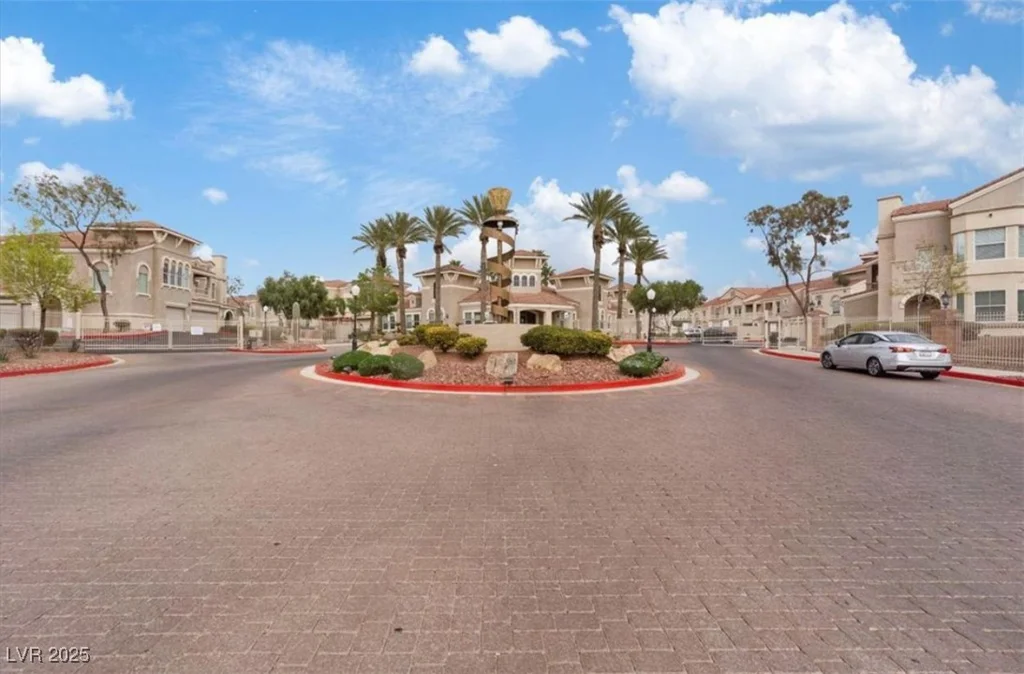 10550 Alexander, Las Vegas, NV 89129