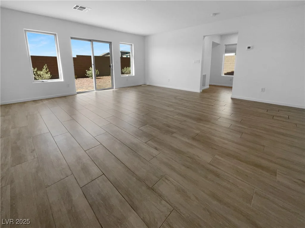 7791 Misty Oaks, Las Vegas, NV 89113