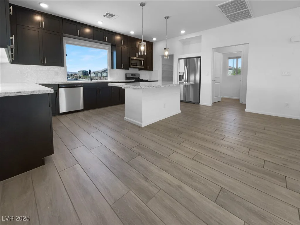 7791 Misty Oaks, Las Vegas, NV 89113