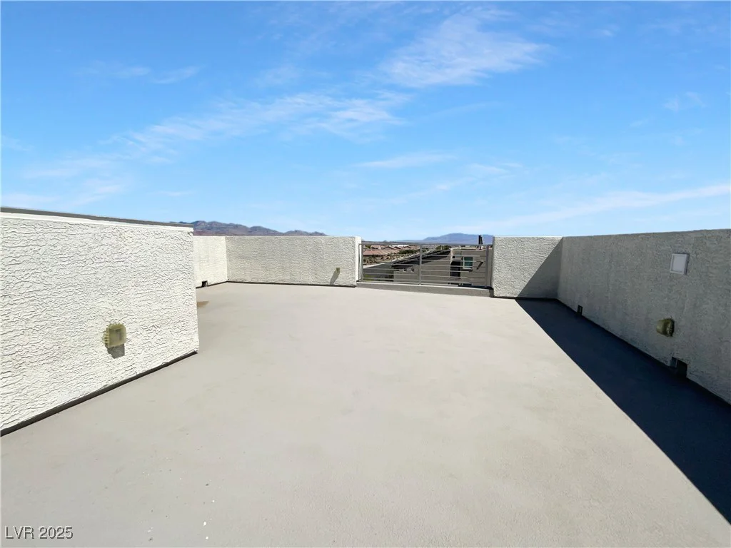 7791 Misty Oaks, Las Vegas, NV 89113