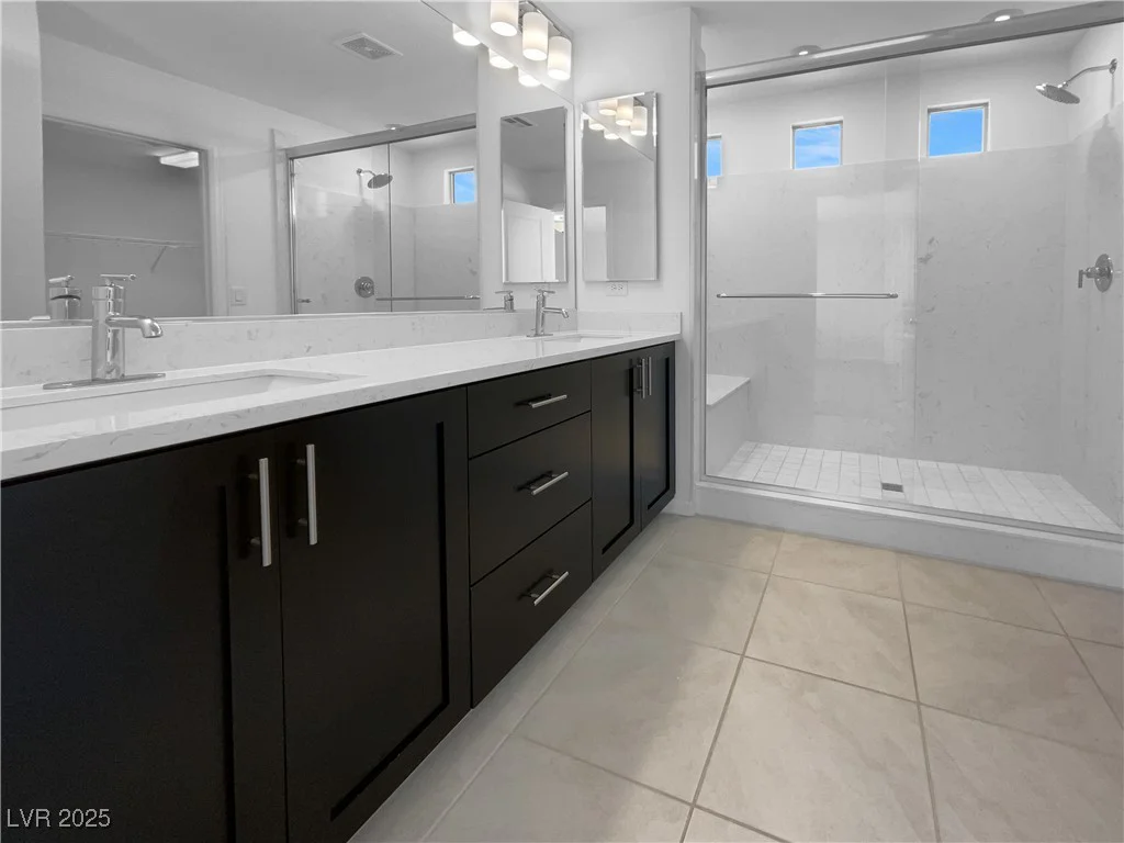 7791 Misty Oaks, Las Vegas, NV 89113