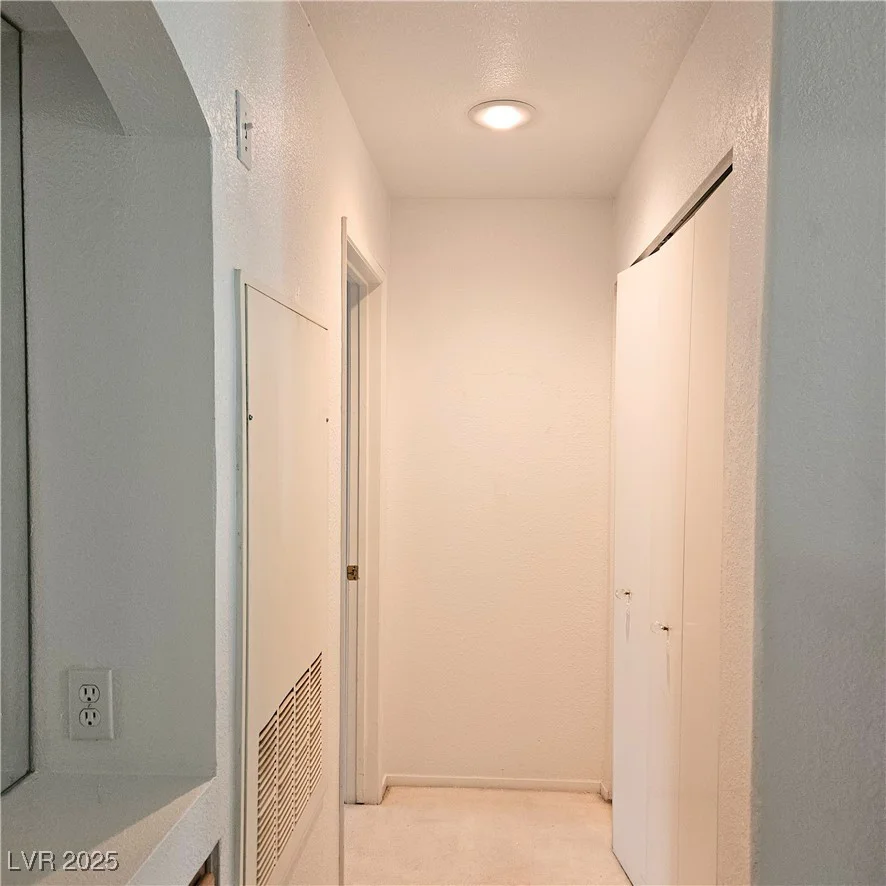 5415 Harmon, Las Vegas, NV 89103