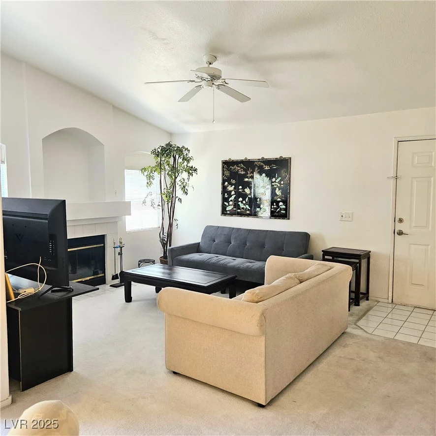 5415 Harmon, Las Vegas, NV 89103
