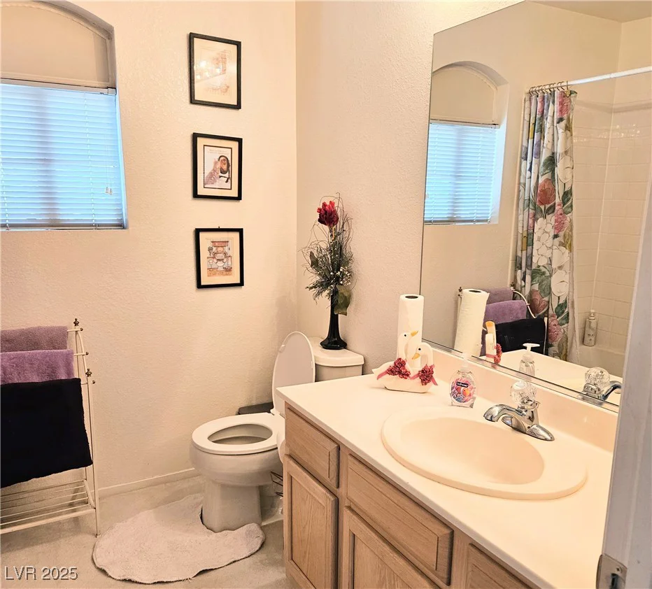 5415 Harmon, Las Vegas, NV 89103