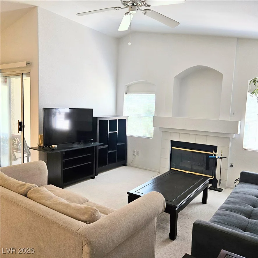 5415 Harmon, Las Vegas, NV 89103