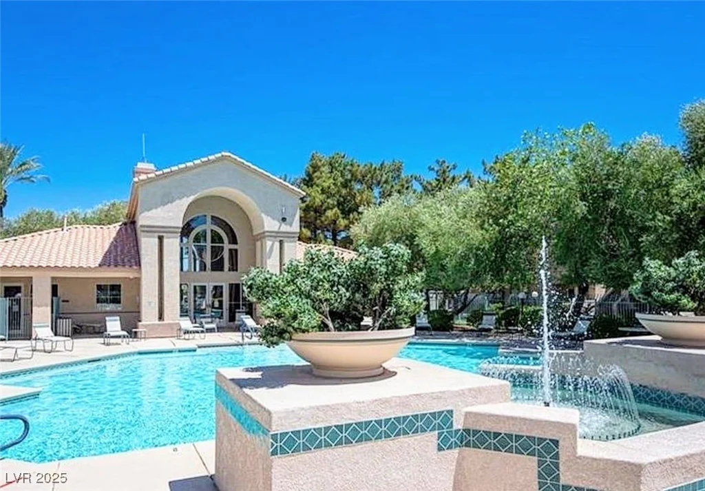 5415 Harmon, Las Vegas, NV 89103