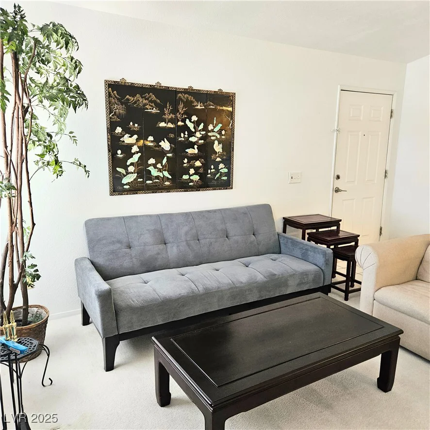 5415 Harmon, Las Vegas, NV 89103