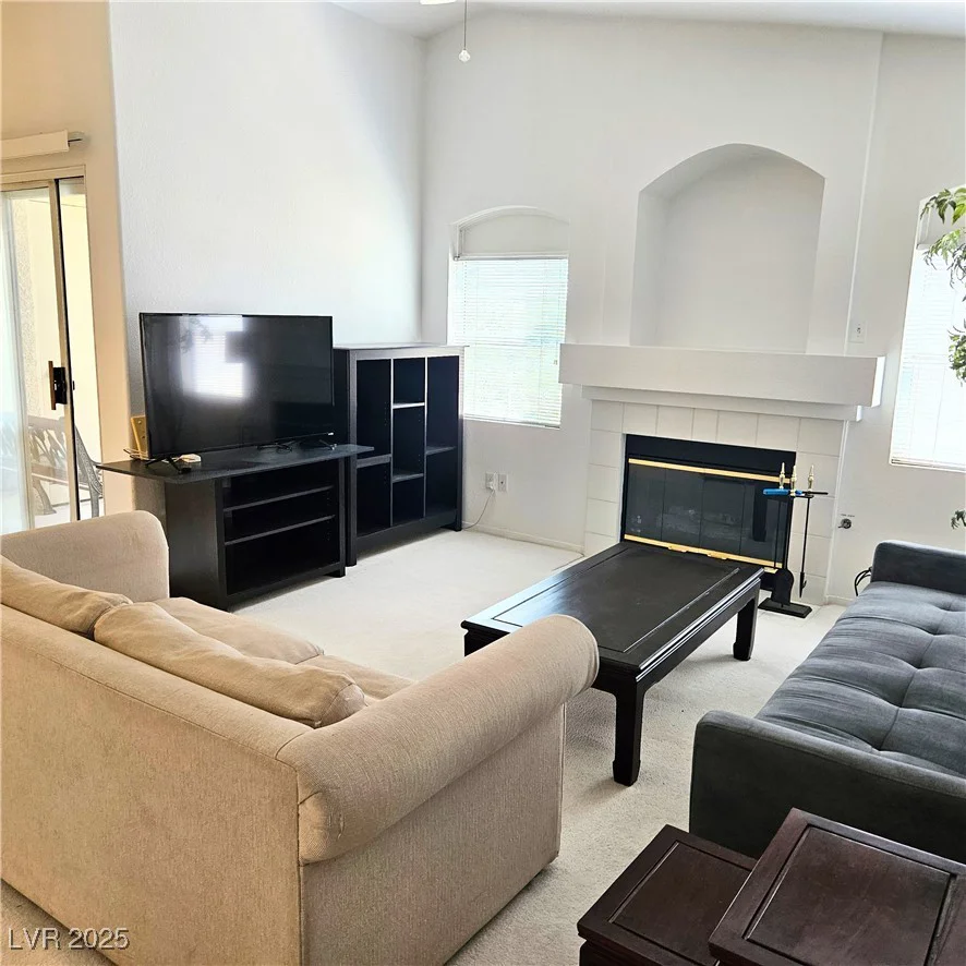 5415 Harmon, Las Vegas, NV 89103