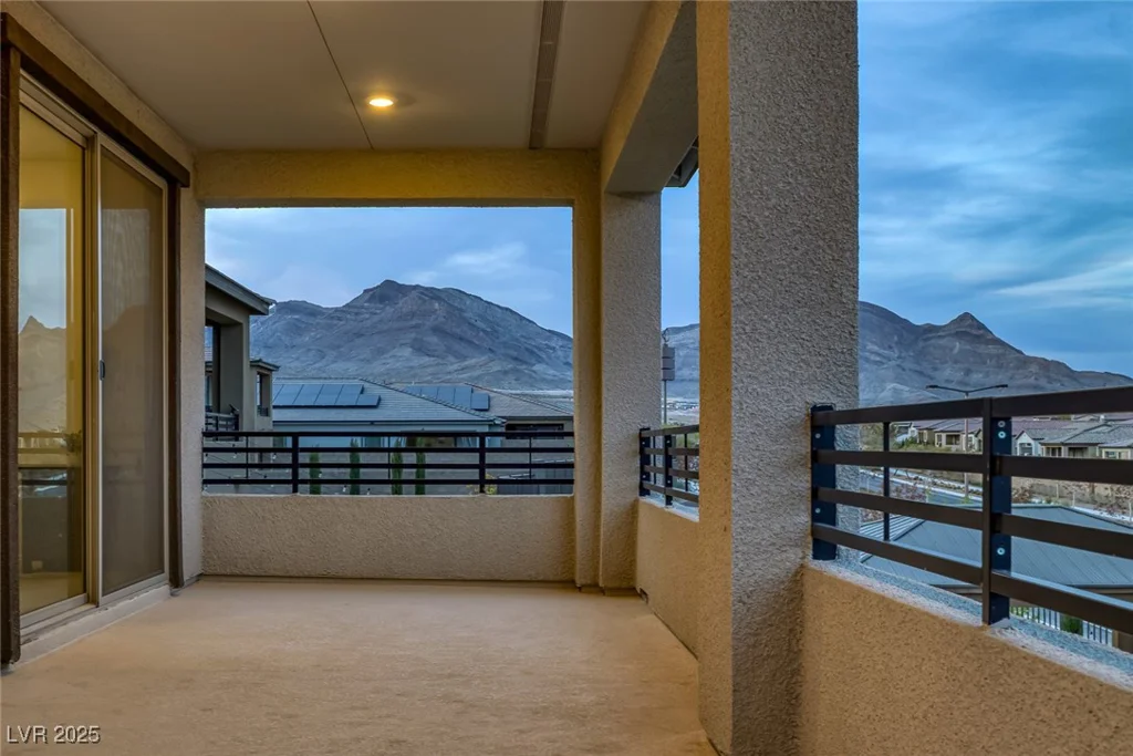 180 Native Stone, Las Vegas, NV 89138