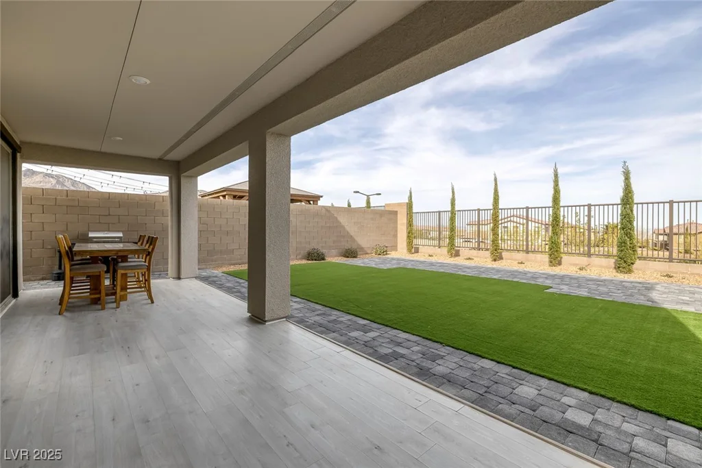 180 Native Stone, Las Vegas, NV 89138