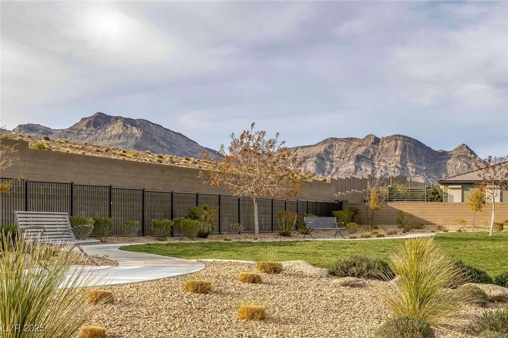 180 Native Stone, Las Vegas, NV 89138