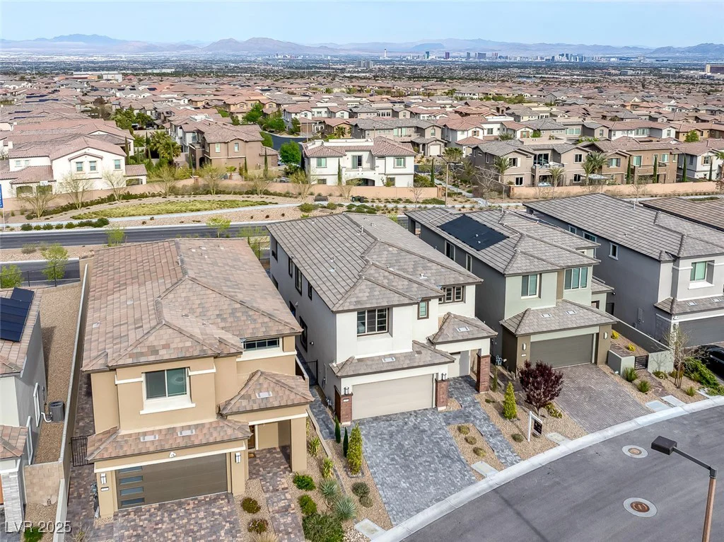 180 Native Stone, Las Vegas, NV 89138