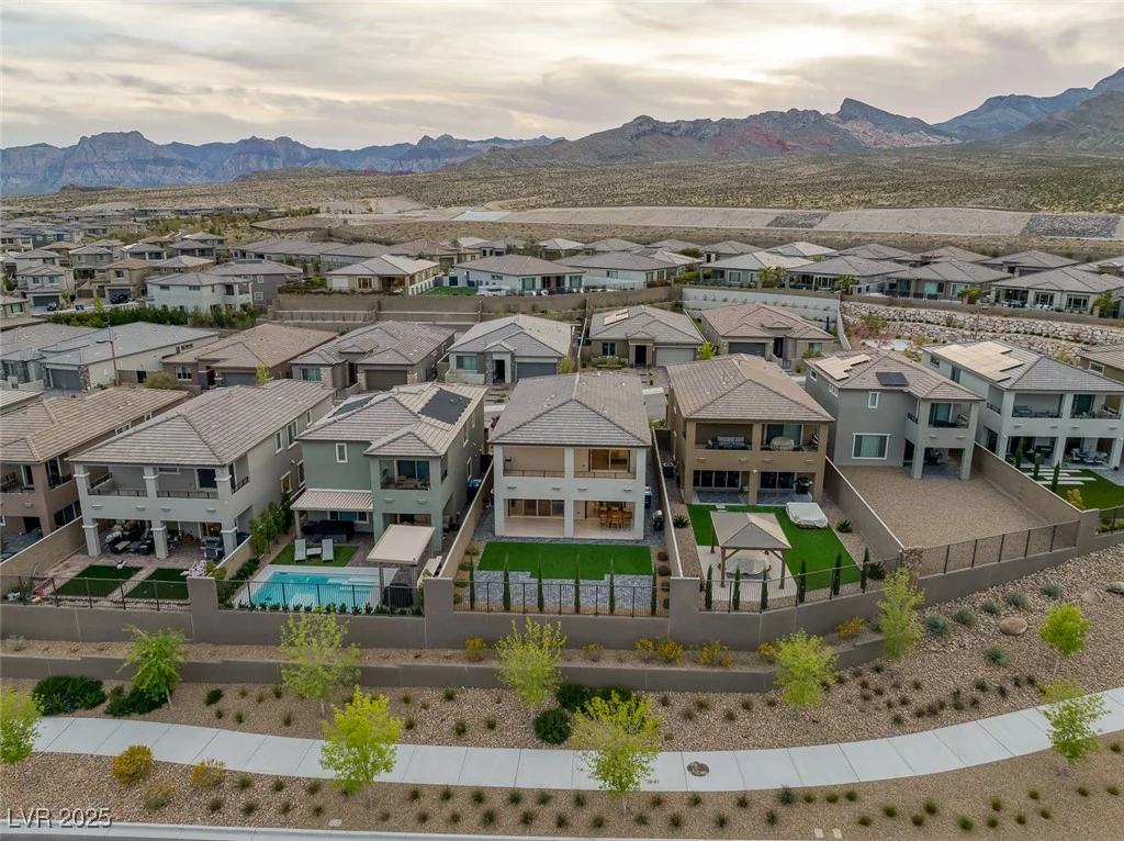 180 Native Stone, Las Vegas, NV 89138