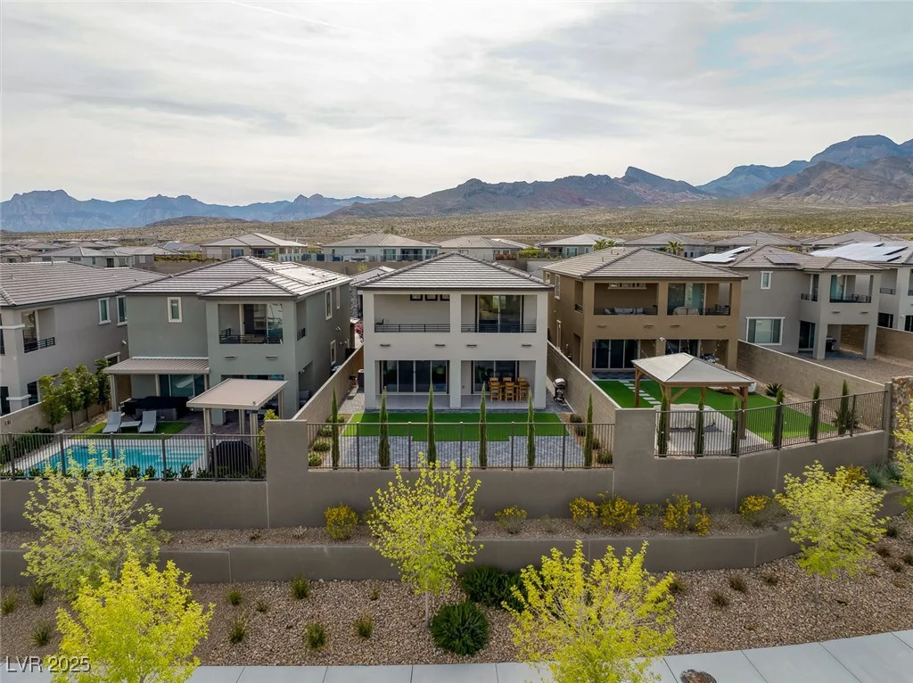 180 Native Stone, Las Vegas, NV 89138