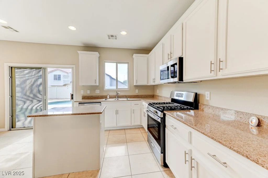 3743 Prairie Orchid, North Las Vegas, NV 89081