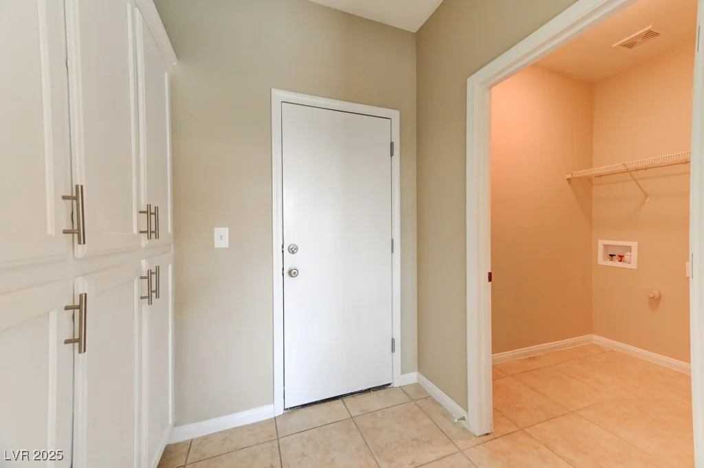 3743 Prairie Orchid, North Las Vegas, NV 89081