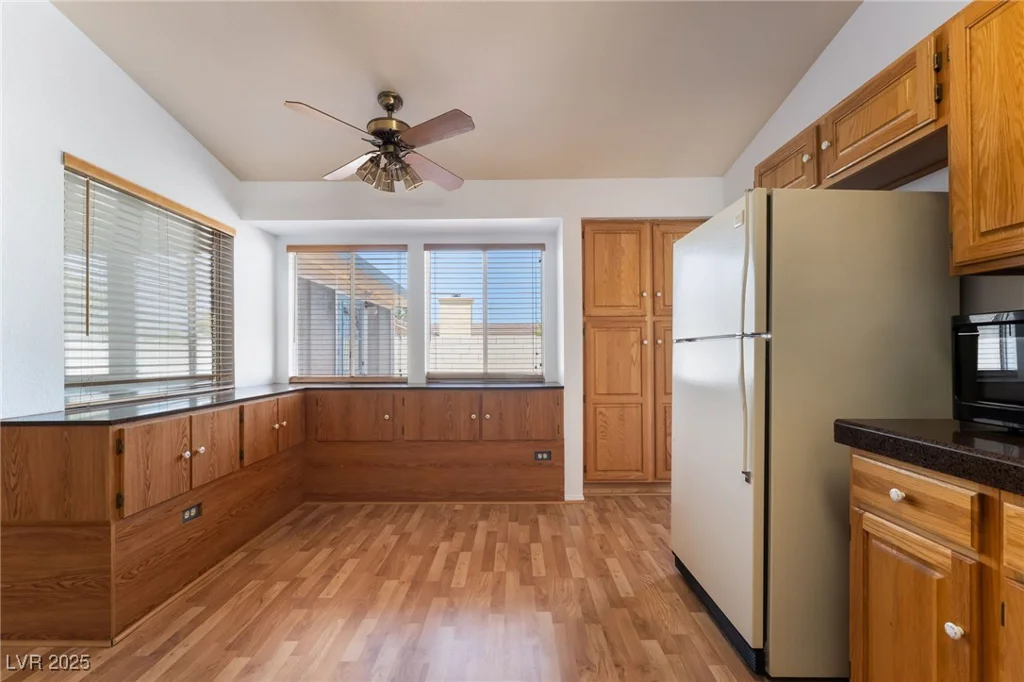 2086 Angel Falls, Henderson, NV 89074